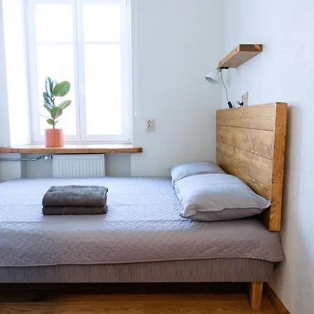 Kalamaja Park Apart, Bath, 2 Double Beds, Sofabed 아파트 *
