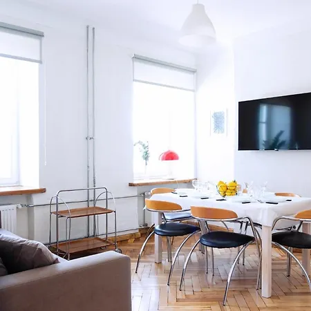 아파트 Kalamaja Park Apart, Bath, 2 Double Beds, Sofabed *