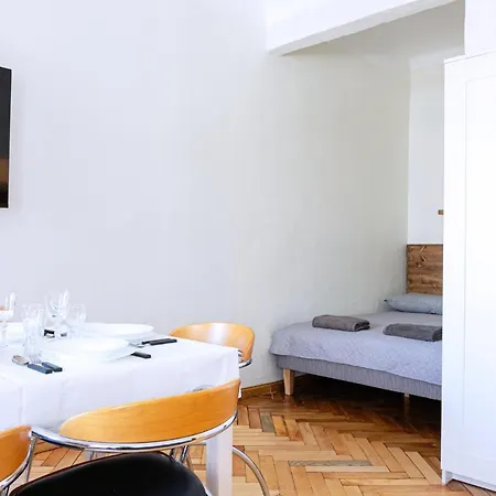 아파트 Kalamaja Park Apart, Bath, 2 Double Beds, Sofabed